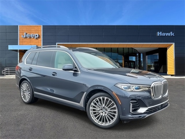 2019 BMW X7 50i's photo