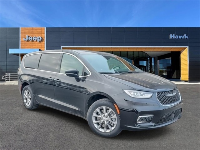 2026 CHRYSLER PACIFICA - Image 1