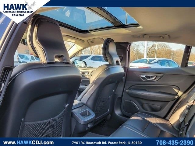 2024 VOLVO S60 - Image 12