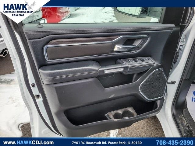 2025 RAM 1500 - Image 25