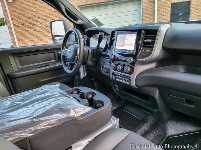 2025 RAM 5500 - Image 23