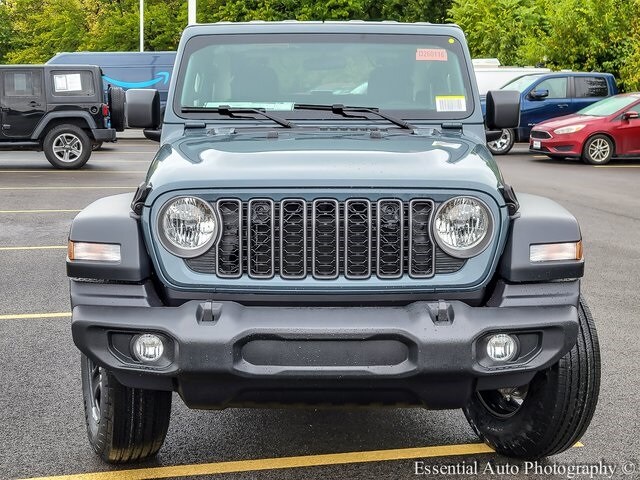2026 Jeep Wrangler Sport photo 4