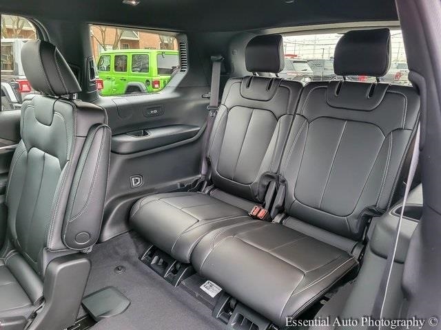 2026 JEEP GRAND CHEROKEE L - Image 11