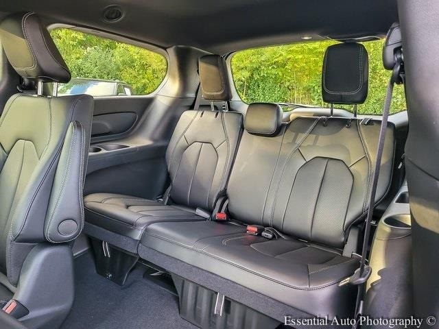 2026 CHRYSLER PACIFICA - Image 12
