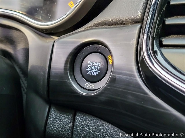 2022 JEEP GRAND CHEROKEE - Image 17