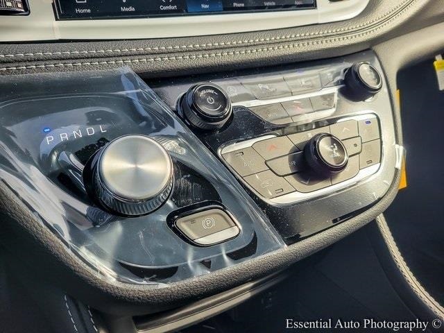 2026 CHRYSLER PACIFICA - Image 16