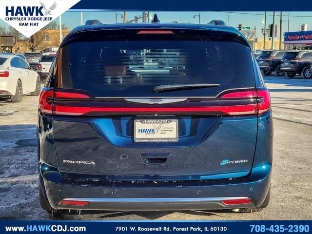 2025 CHRYSLER PACIFICA - Image 5