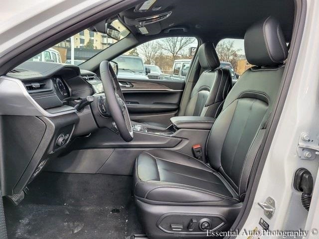 2026 JEEP GRAND CHEROKEE L - Image 8