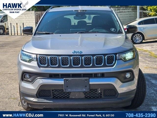 2024 Jeep Compass Latitude photo 4