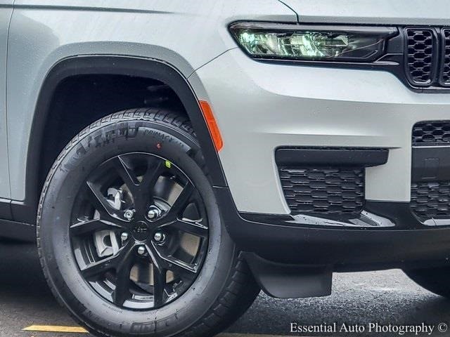 2025 JEEP GRAND CHEROKEE L - Image 3