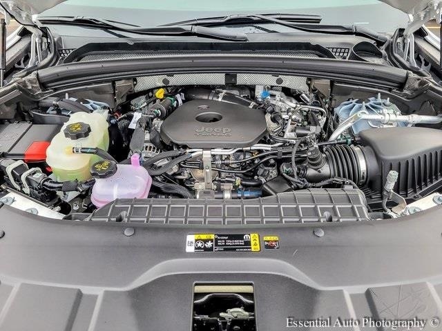 2026 JEEP GRAND CHEROKEE - Image 8