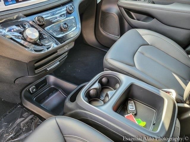 2026 CHRYSLER PACIFICA - Image 22