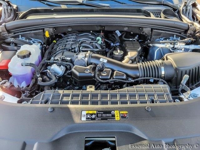 2025 JEEP GRAND CHEROKEE L - Image 8