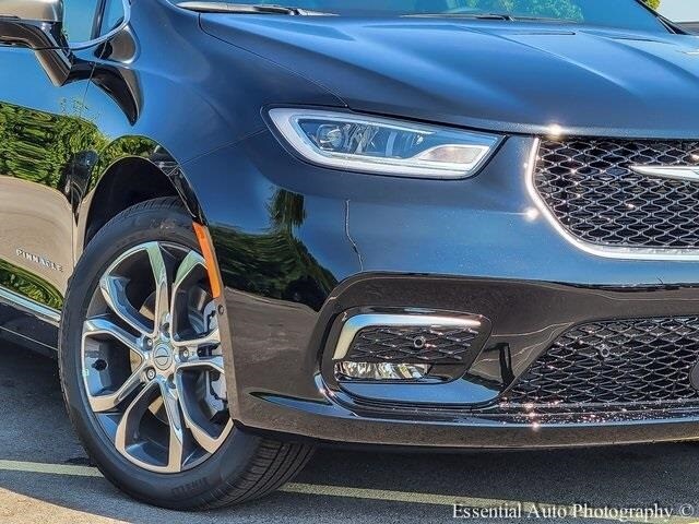 2026 CHRYSLER PACIFICA - Image 3