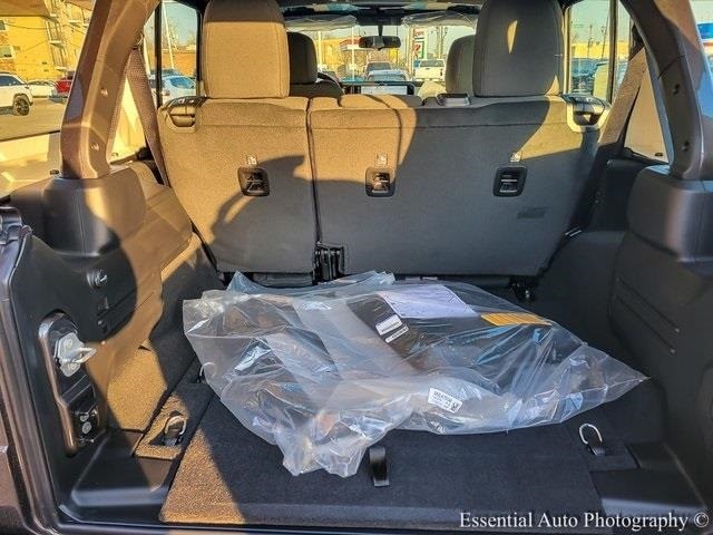 2026 JEEP WRANGLER - Image 17
