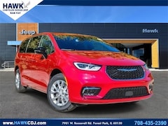 2026 Chrysler Pacifica Select Passenger Van