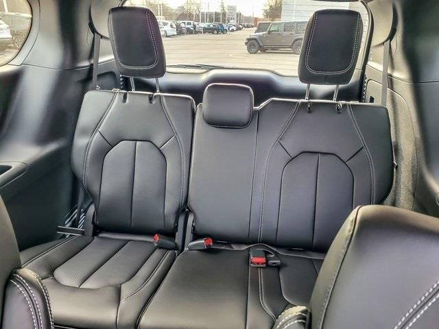 2026 CHRYSLER PACIFICA - Image 11