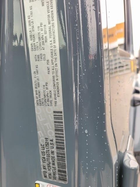 2026 JEEP GLADIATOR - Image 21