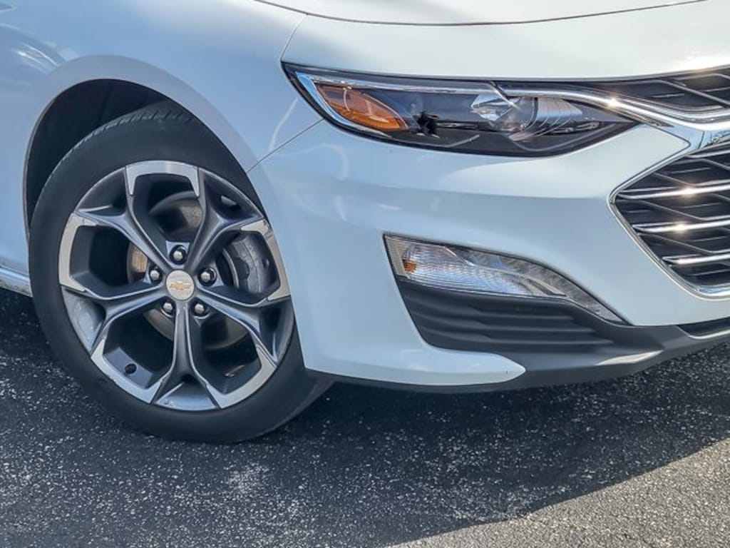 Used 2024 Chevrolet Malibu LT Sedan