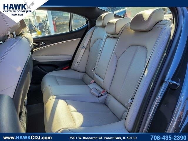 2023 GENESIS G70 - Image 11