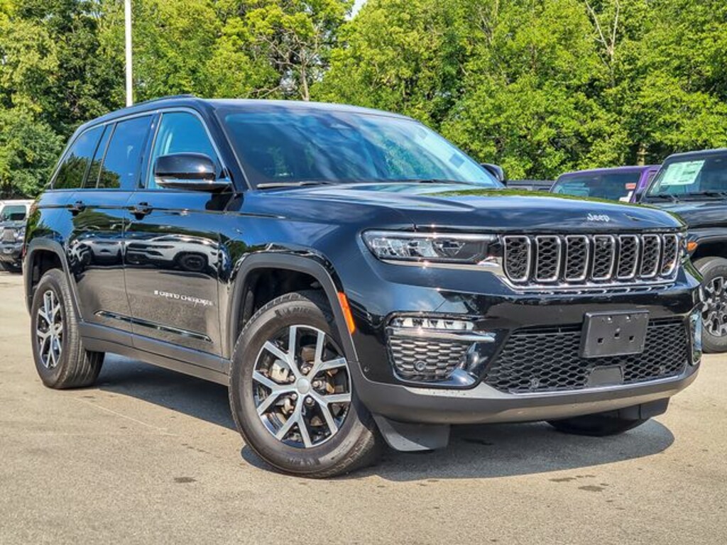 Used 2023 Jeep Grand Cherokee Limited SUV