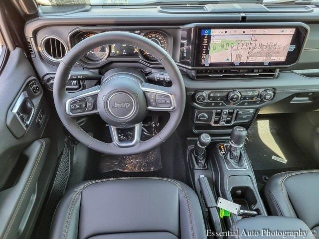 2025 JEEP WRANGLER - Image 14