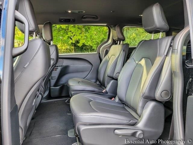 2026 CHRYSLER PACIFICA - Image 11