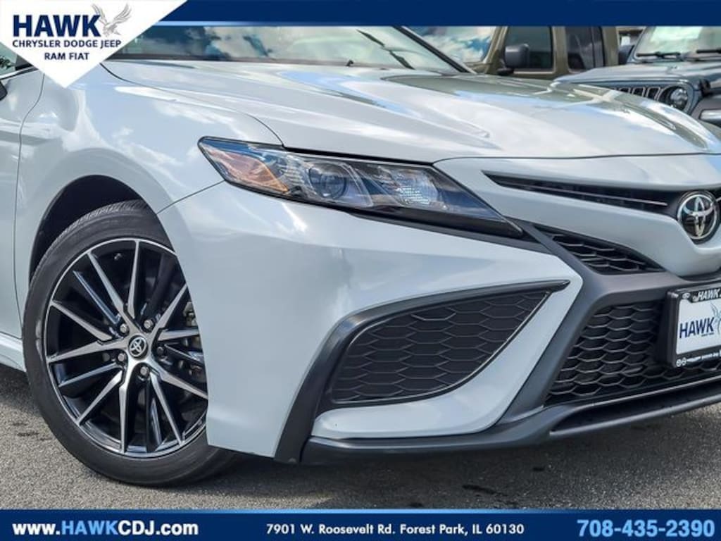 Used 2024 Toyota Camry SE Sedan