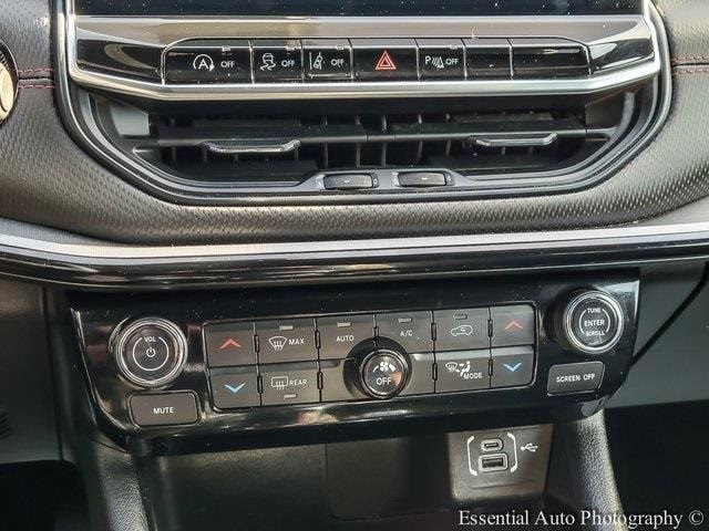 2023 JEEP COMPASS - Image 21