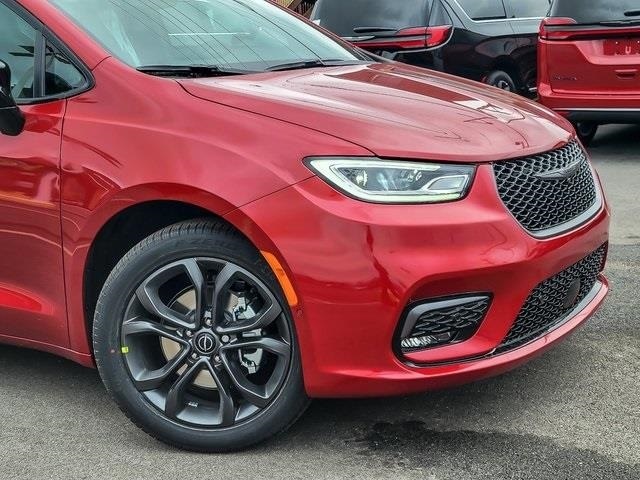 2026 CHRYSLER PACIFICA - Image 2