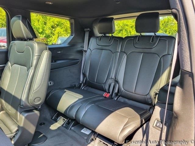 2025 JEEP GRAND CHEROKEE L - Image 13