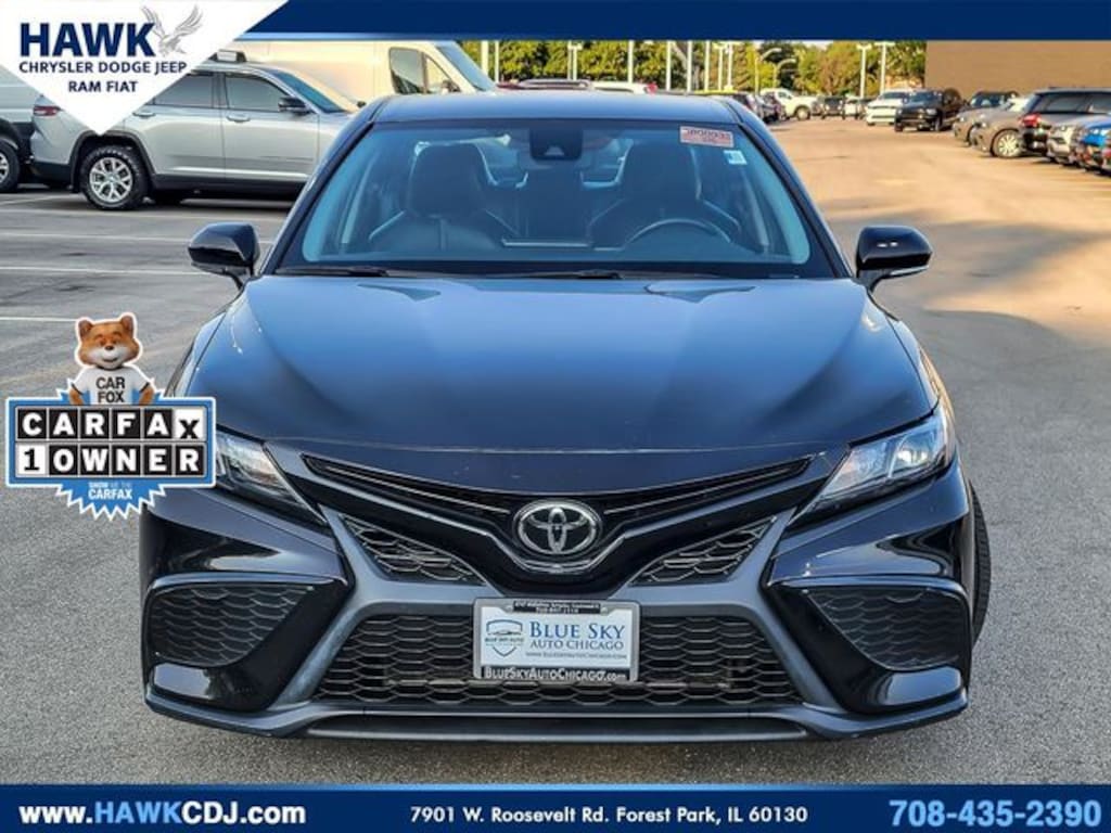 Used 2023 Toyota Camry SE Sedan