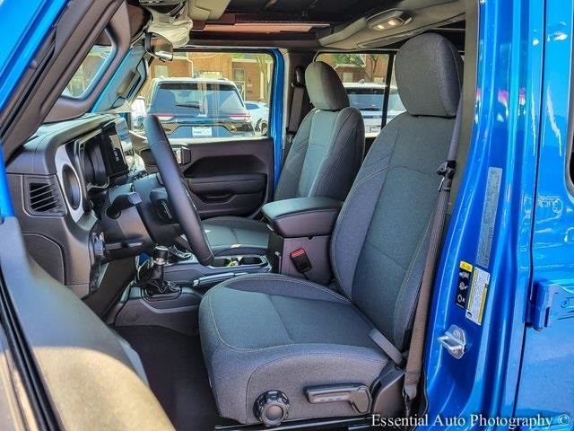 2025 JEEP WRANGLER - Image 9