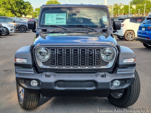 2025 Jeep Wrangler Sport S photo 4