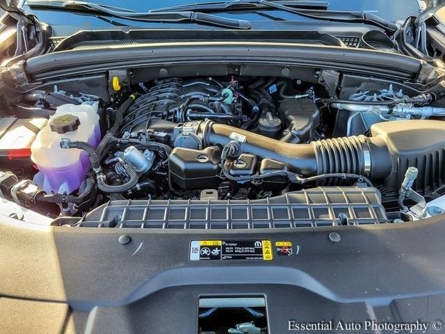 2025 JEEP GRAND CHEROKEE - Image 8