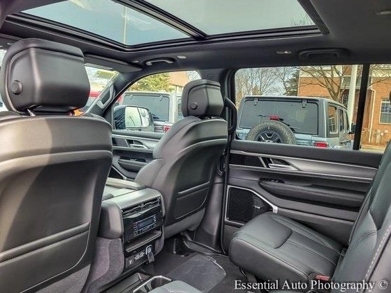 2026 JEEP GRAND WAGONEER - Image 15