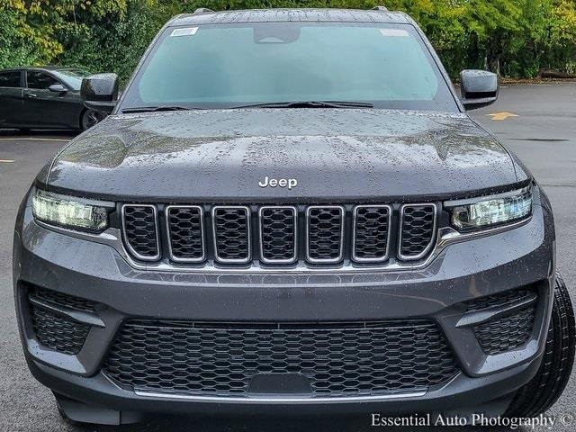 2025 JEEP GRAND CHEROKEE - Image 4