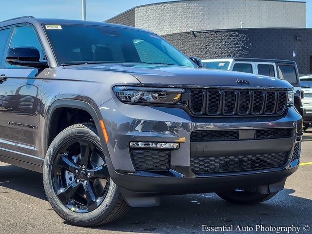 2025 Jeep Grand Cherokee L photo 2
