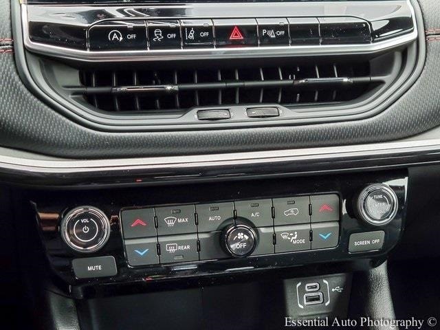 2026 JEEP COMPASS - Image 19