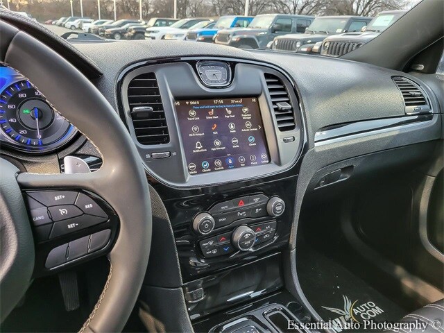 2023 CHRYSLER 300 - Image 20