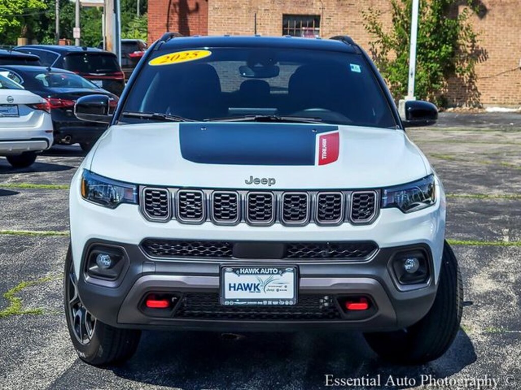 Used 2025 Jeep Compass Trailhawk SUV