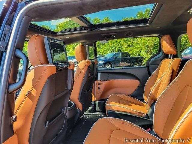 2026 CHRYSLER PACIFICA - Image 15
