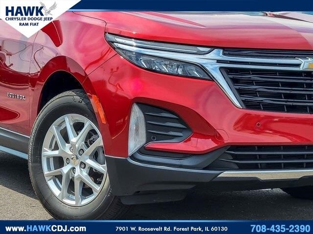 2022 Chevrolet Equinox LT photo 3