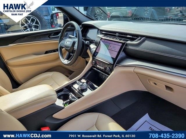 2023 JEEP GRAND CHEROKEE - Image 32