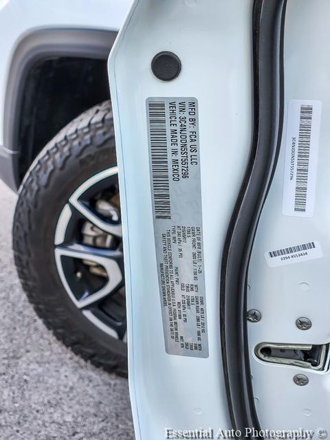 2025 Jeep Compass Trailhawk - Photo 15
