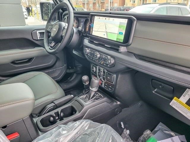 2026 JEEP GLADIATOR - Image 18