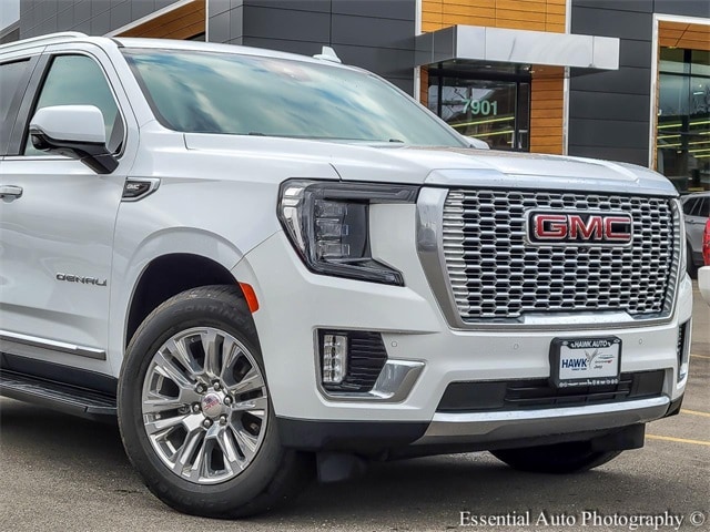 2023 GMC YUKON - Image 2