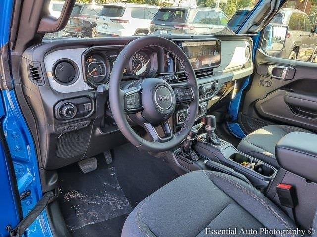 2025 JEEP WRANGLER - Image 10