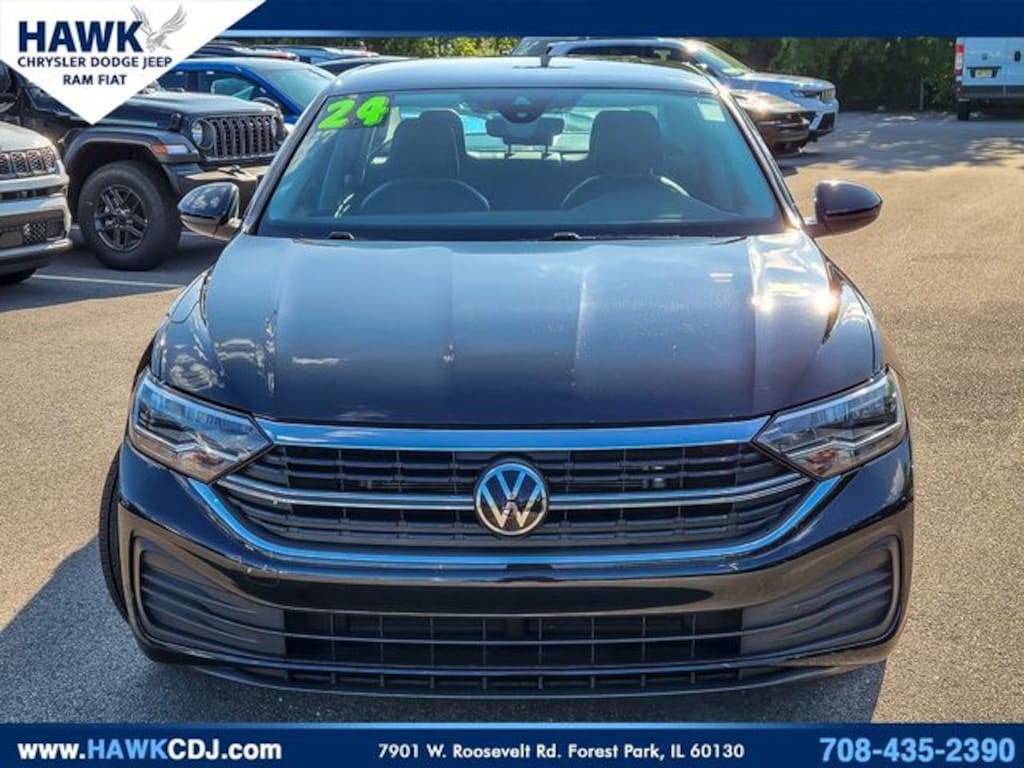 Used 2024 Volkswagen Jetta 1.5T SE Sedan