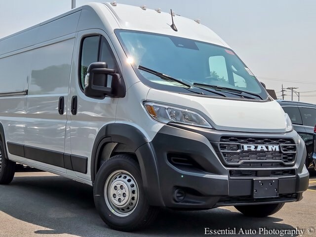 2025 Ram ProMaster 2500 Crew Van photo 2